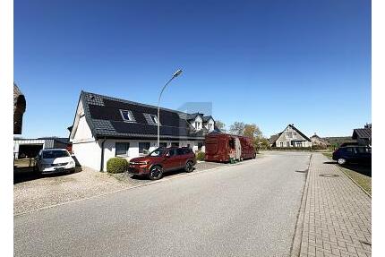 SANIERT MIT VIEL PLATZ UND MÖGLICHKEITEN - Immenstedt