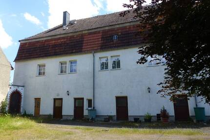 Historischer Bauernhof mit ca. 2.185 m² Grundstück bei Oschatz zu verkaufen - Oschatz OT Zöschau