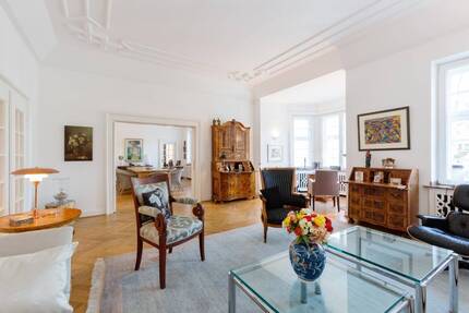 Luxuriöse Wohnung in Golzheim - 2.150.000,00&nbsp;EUR Kaufpreis, ca.&nbsp; 250,00&nbsp;m&sup2;&nbsp;Wohnfl&auml;che in Düsseldorf (PLZ: 40474) Golzheim