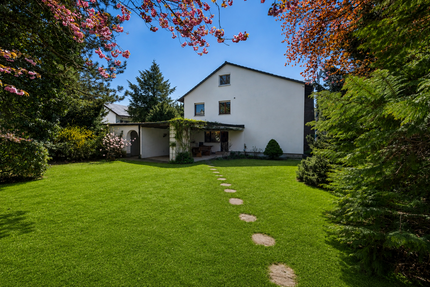 Haus zum Kaufen in Hohenbrunn 1.890.000,00 € 270 m²