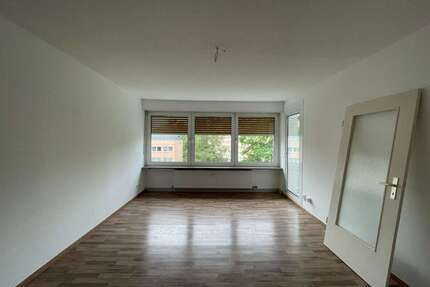 Wohnung zum Mieten in Erlangen 815,17 € 73.19 m²