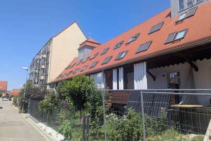 Haus zum Mieten in Obertraubling 2.400,00 € 175 m²