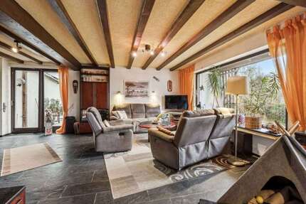 Haus zum Kaufen in Monschau 495.000,00 € 256 m²