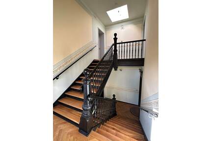 Helle 73 qm², 2-Zimmer-Dachgeschoss-Wohnung mit umbauter Terrasse (Patio) und Aufzug in der Leipziger Südvorstadt