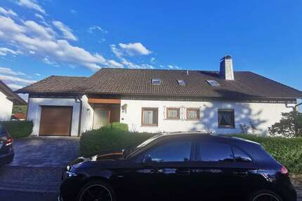 Haus zum Kaufen in Holzminden 219.000,00 € 210 m²