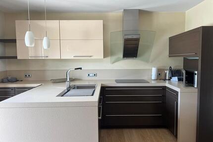 Moderne 4-Zimmer Wohnung, komplett möbliert - Rieden