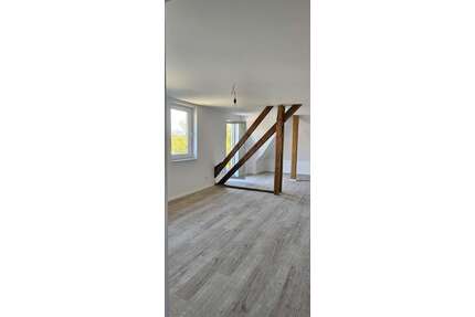 Wohnung zum Mieten in Hennickendorf 949,00 € 65.44 m²