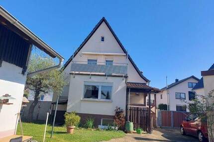 Großes Grundstück mit Vorderbebauung - Bau in zweiter Reihe möglich! - Weingarten