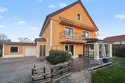 Haus zum Kaufen in Belgershain 470.000,00 € 281.48 m²