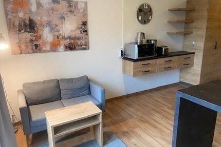 2 Zimmerapartment - 650,00&nbsp;EUR Kaltmiete, ca.&nbsp; 32,00&nbsp;m&sup2; in Traitsching (PLZ: 93455)