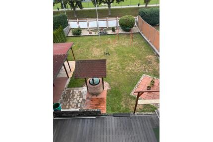 Einfamilienhaus mit 23 Wohneinheiten und Garage – Aßlar