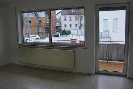 Helle 3-Zimmer-Wohnung in UlmSöflingen mit EBKBalkon