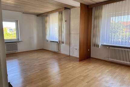 Haus zum Kaufen in Mitterteich 125.000,00 € 144 m²