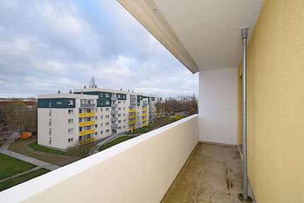 Wohnung zum Mieten in Halle (Saale) 394,44 € 63.11 m²