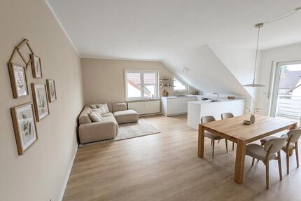 Frisch sanierte 2,5 Zimmer Maisonette mit Tiefgarage & Teckblick - Kirchheim unter Teck