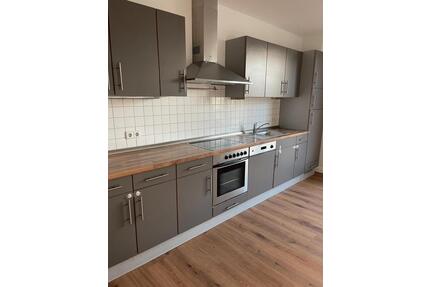 Frisch sanierte Wohnung - 1.450,00&nbsp;EUR Kaltmiete, ca.&nbsp; 115,00&nbsp;m&sup2; in Siek (PLZ: 22962)