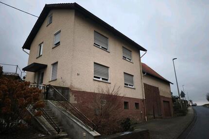 Einfamilienhaus zu verkaufen - 165.000,00&nbsp;EUR Kaufpreis, ca.&nbsp; 110,00&nbsp;m&sup2; in Eichenbühl (PLZ: 63928)