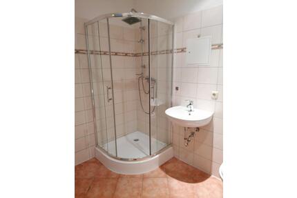 3 Raum Zimmer Wohnung 2.OG Dusche+Wanne Balkon - Altenburg