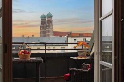 Toplage! Exklusive Dachterrassenwohnung im Herzen der Altstadt - mit Blick auf die Frauenkirche! - München Altstadt-Lehel