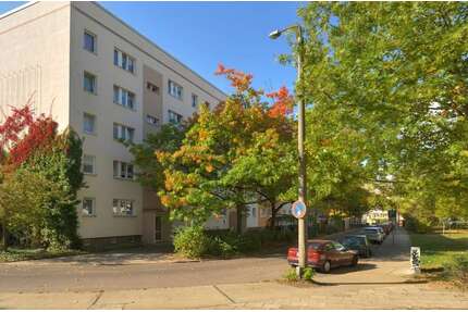 Wohnung zum Mieten in Halle 385,00 € 60.87 m²