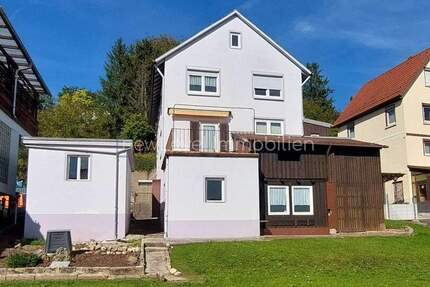 Älteres Einfamilienhaus mit großem Garten will gefunden werden - Pliezhausen