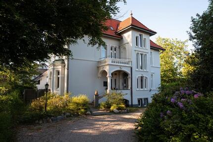 Stilvolle 3-Zimmer-Altbauwohnung mit hohen Decken & Charakter - Schleswig