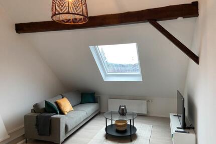 Wunderschöne charmante, voll möbilierte Dachgeschosswohnung - Aachen Aachen-Mitte