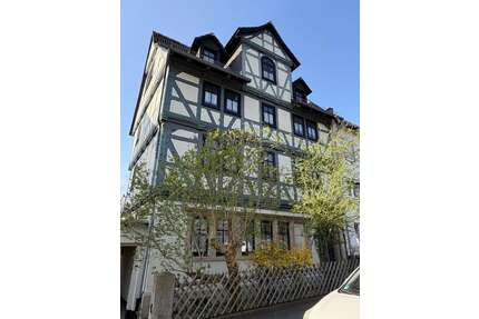 Haus zum Kaufen in Kassel 450.000,00 € 280 m²