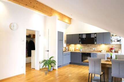 Wohnung zum Mieten in Tiefenbach 770,00 € 68.93 m²
