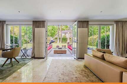 Haus zum Kaufen in Kleinmachnow 2.140.000,00 € 227 m²