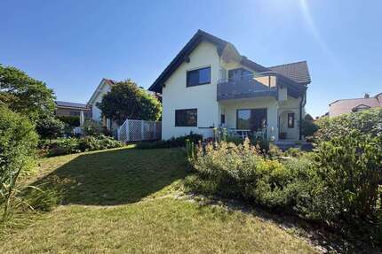 Haus zum Mieten in Wettstetten 1.700,00 € 143.2 m²
