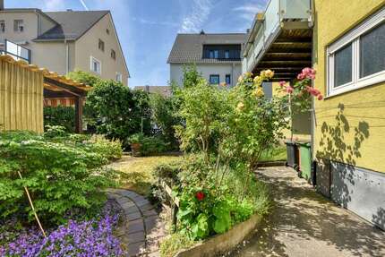 Haus zum Kaufen in Stuttgart-Zuffenhausen 750.000,00 € 276 m²