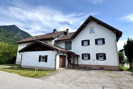 Haus zum Kaufen in Marquartstein 675.000,00 € 397 m²
