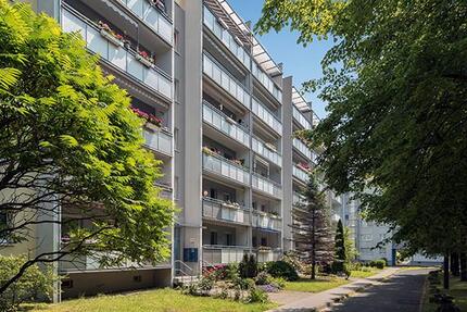 Familienfreundliche 3-Zimmerwohnung mit Balkon im 1.Obergeschoss! - Dresden Prohlis