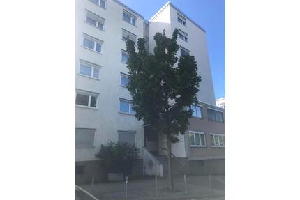 Lichtdurchflutete schöne 3,5 Zimmerwohnung im Herzen Pforzheims