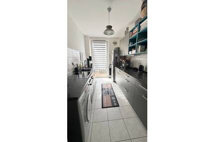 Kopernikusplatz ! Charmante 3 Zi.-Altbau-Whg, 75 m², Balkon, EBK gegen Ablöse, im 3. OG ohne Aufzug - Nürnberg Steinbühl