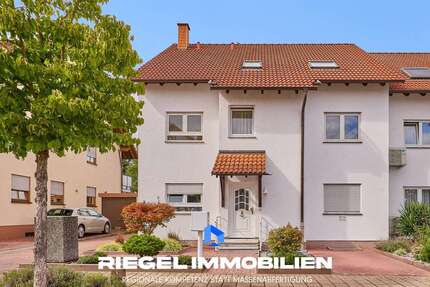 Haus zum Kaufen in Römerberg 875.000,00 € 261.64 m²