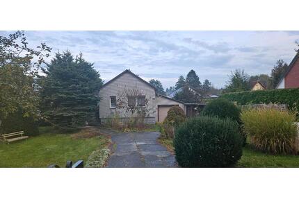 Kleines Haus mit schönen Grundstück. Baugrundstück - Oranienburg