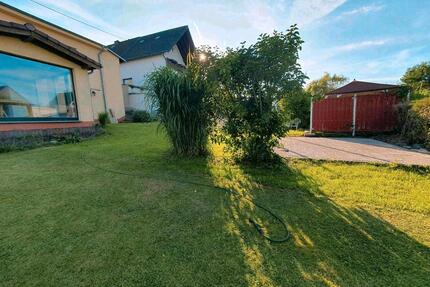 Eigentumswohnung 3,5 Zimmer Garten, Wintergarten und Stellplätze - Mogendorf