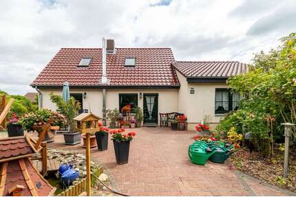 Haus zum Kaufen in Ilsede Klein Ilsede 330.000,00 € 120 m² - Ilsede / Klein Ilsede