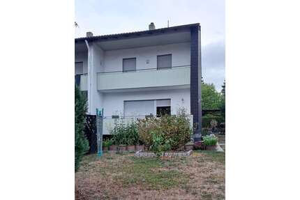 Haus zum Mieten in Langenlonsheim 1.000,00 € 100 m²