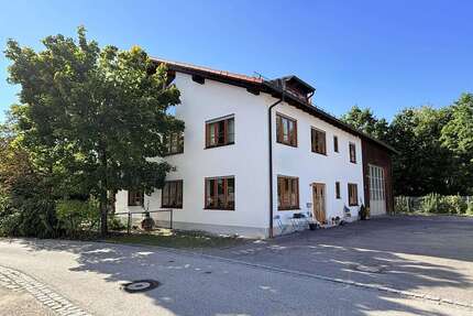 Haus zum Mieten in Krailling 5.700,00 € 187 m²