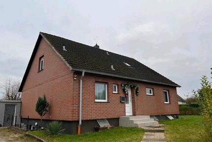 Mehrfamilienhaus. Wohnung. Souterrain - Dahme