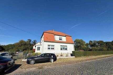 +++ Einfamilienhaus in Alleinlage mit möglicher Tierpension +++ - Lützen