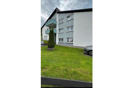 Moderne 3-Zimmer-Erdgeschosswohnung mit Terrasse & Stellplatz - Meinerzhagen