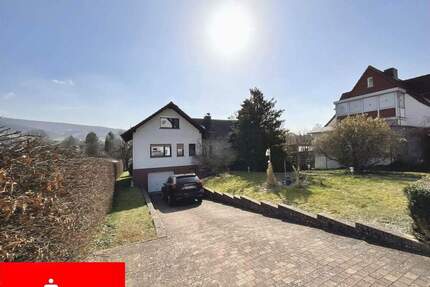 Traumhafter Blick zum Meißner! - 248.000,00&nbsp;EUR Kaufpreis, ca.&nbsp; 176,00&nbsp;m&sup2;&nbsp;Wohnfl&auml;che in Großalmerode (PLZ: 37247) Laudenbach