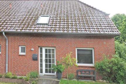 Doppelhaushälfte im ländlichen Heinbockel