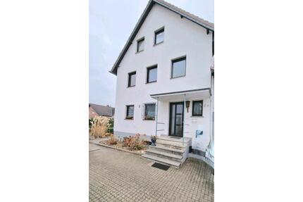 4-Zimmer-Wohnung in begehrter Lage von BG Hand Ideal für Familien - Bergisch Gladbach Gronau