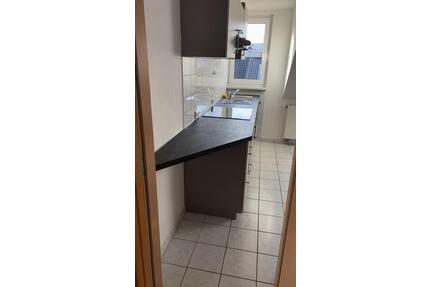 3 Zimmer DG-Wohnung - 450,00&nbsp;EUR Kaltmiete, ca.&nbsp; 60,00&nbsp;m&sup2; in Breitungen/Werra (PLZ: 98597)