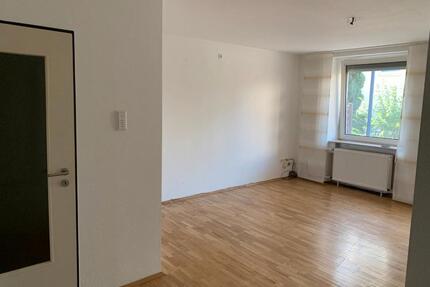 2 ZKB EG Wohnung Steinheim - 470,00&nbsp;EUR Kaltmiete, ca.&nbsp; 66,00&nbsp;m&sup2; in Steinheim (PLZ: 32839)